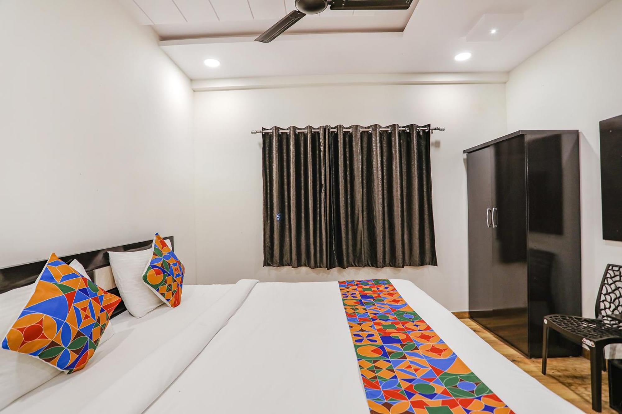 Fabhotel Royal - Beltarodi