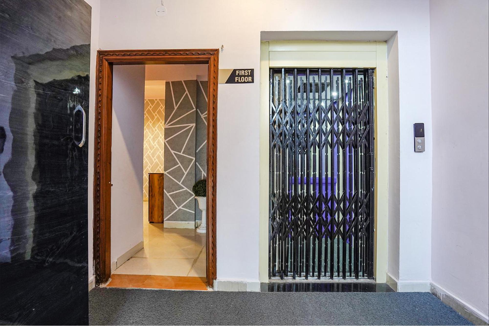 Fabhotel Olive