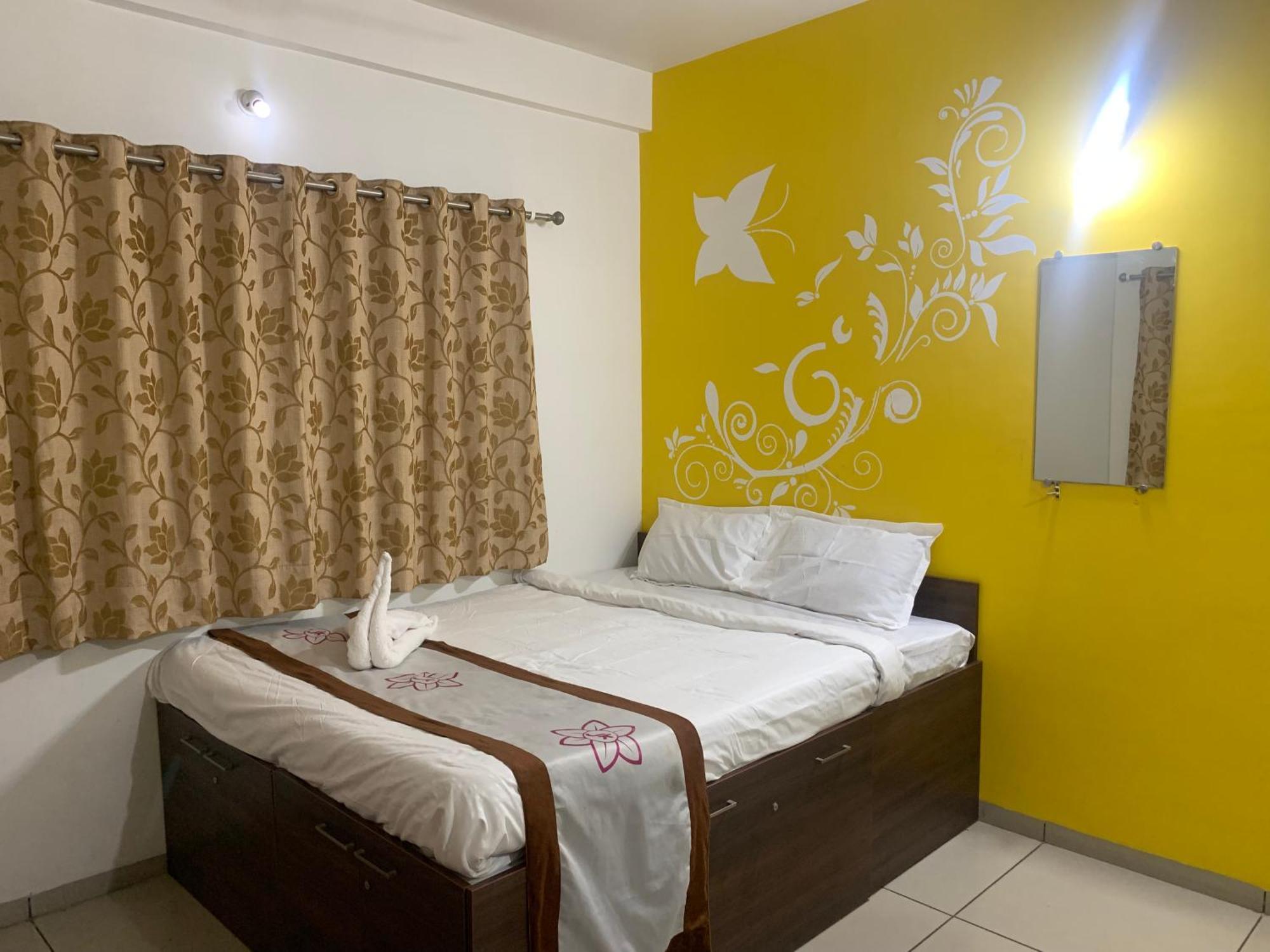 Fabexpress Jk Lions Hotel 3*