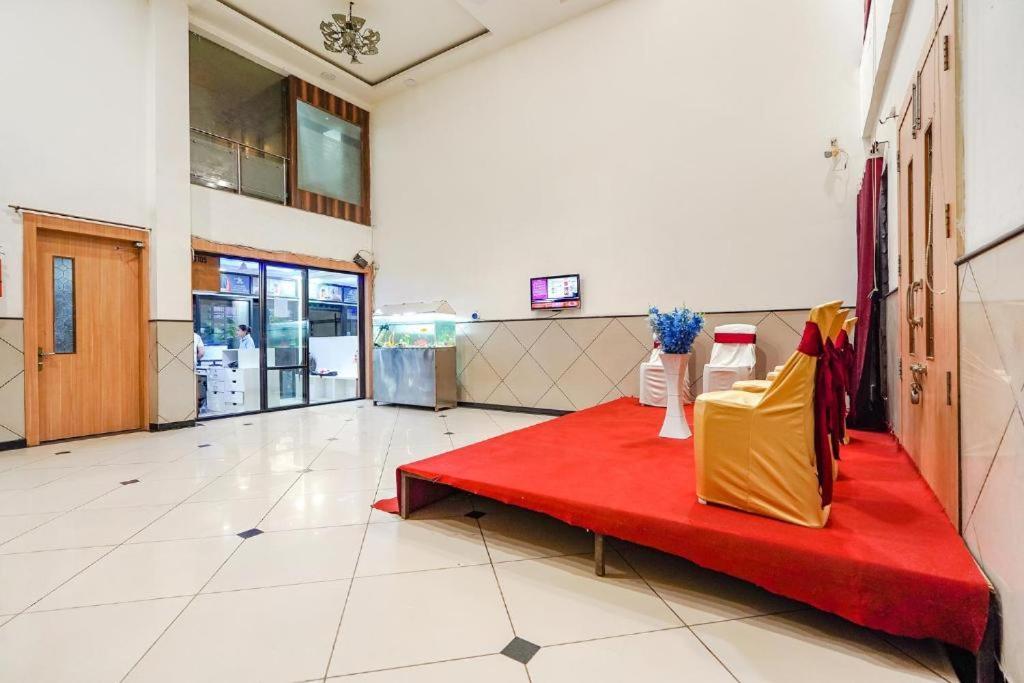 Hotel Fabexpress Jk Lions Nagpur