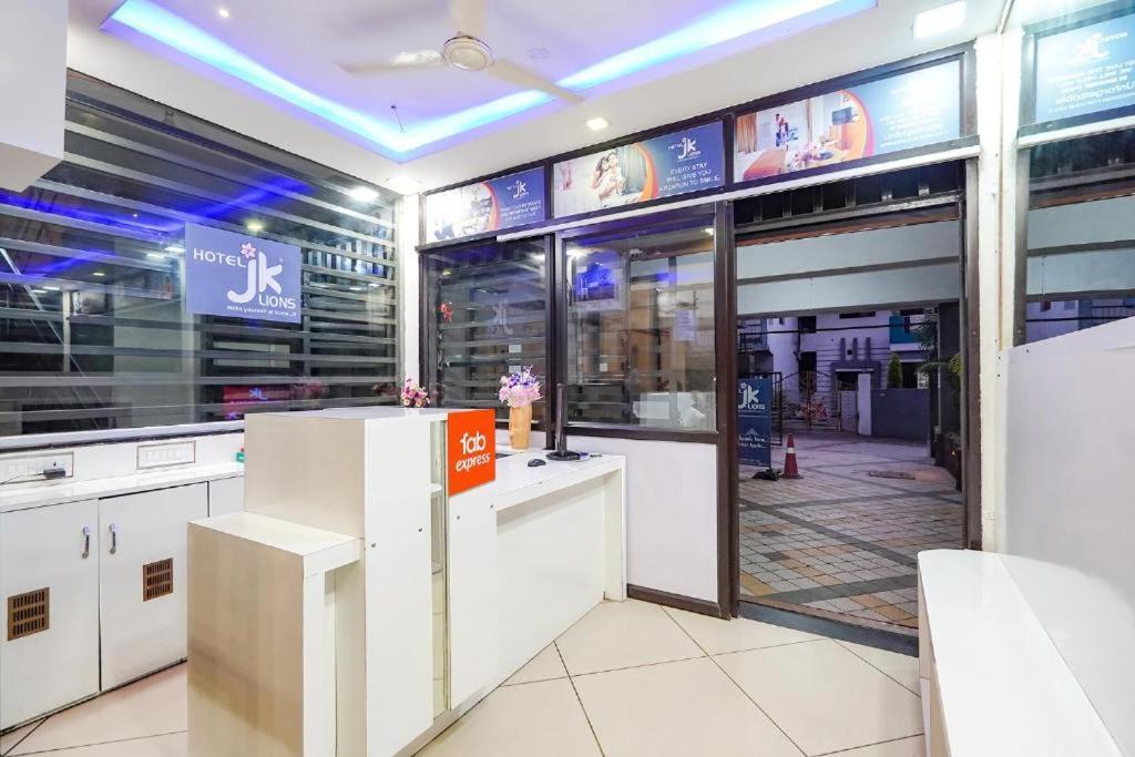 Hotel Fabexpress Jk Lions Nagpur