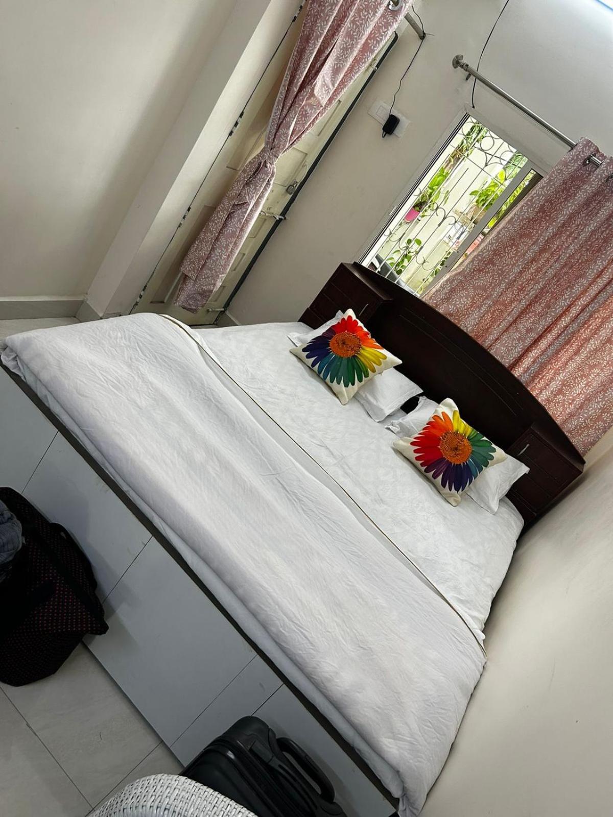 Varsha's A Luxurious Stay. * Nagpur