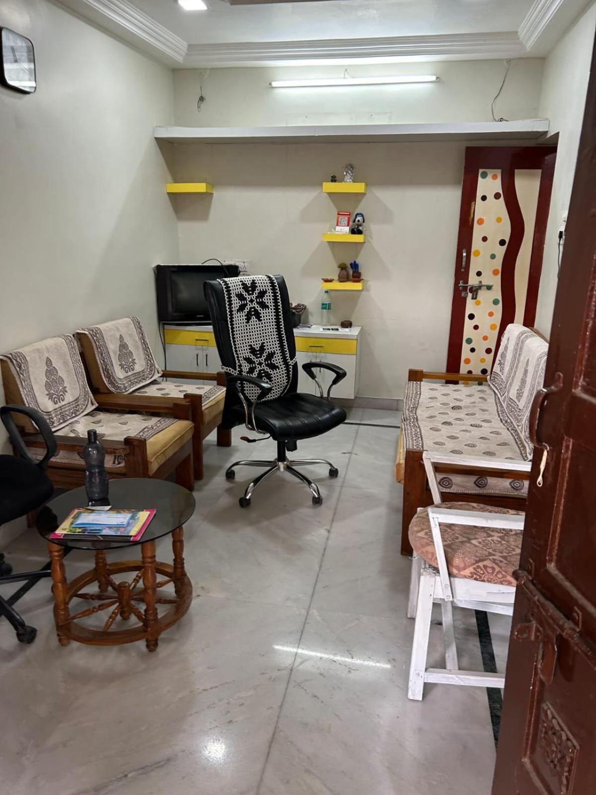 Varsha's A Luxurious Stay.