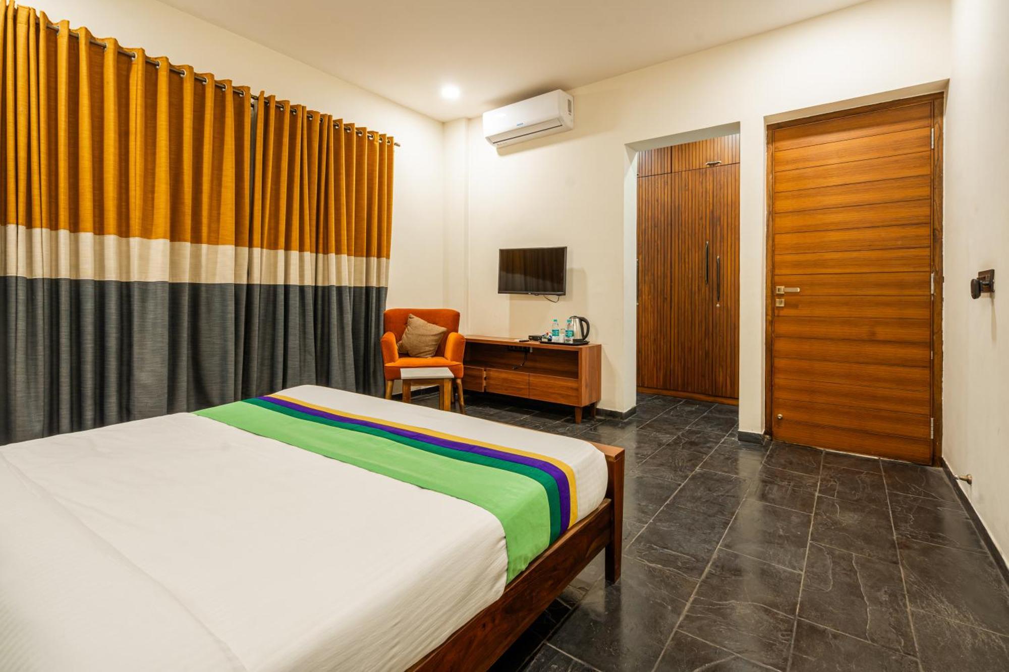 Treebo Premium The Memoir, Ramdaspeth Hotel Nagpur