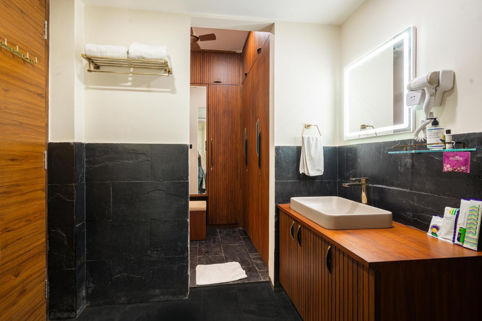 Treebo Premium The Memoir, Ramdaspeth Hotel 4*