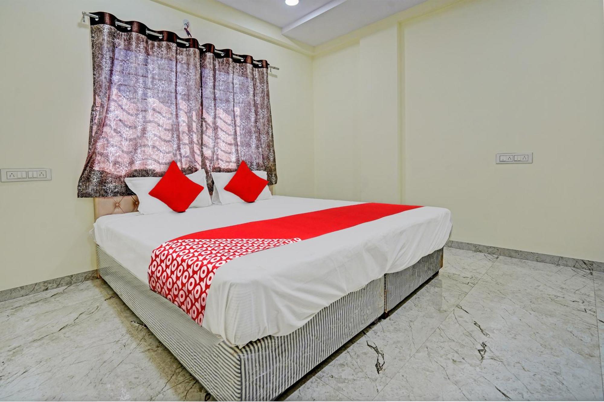 Hotel O Bluebird Service 4*