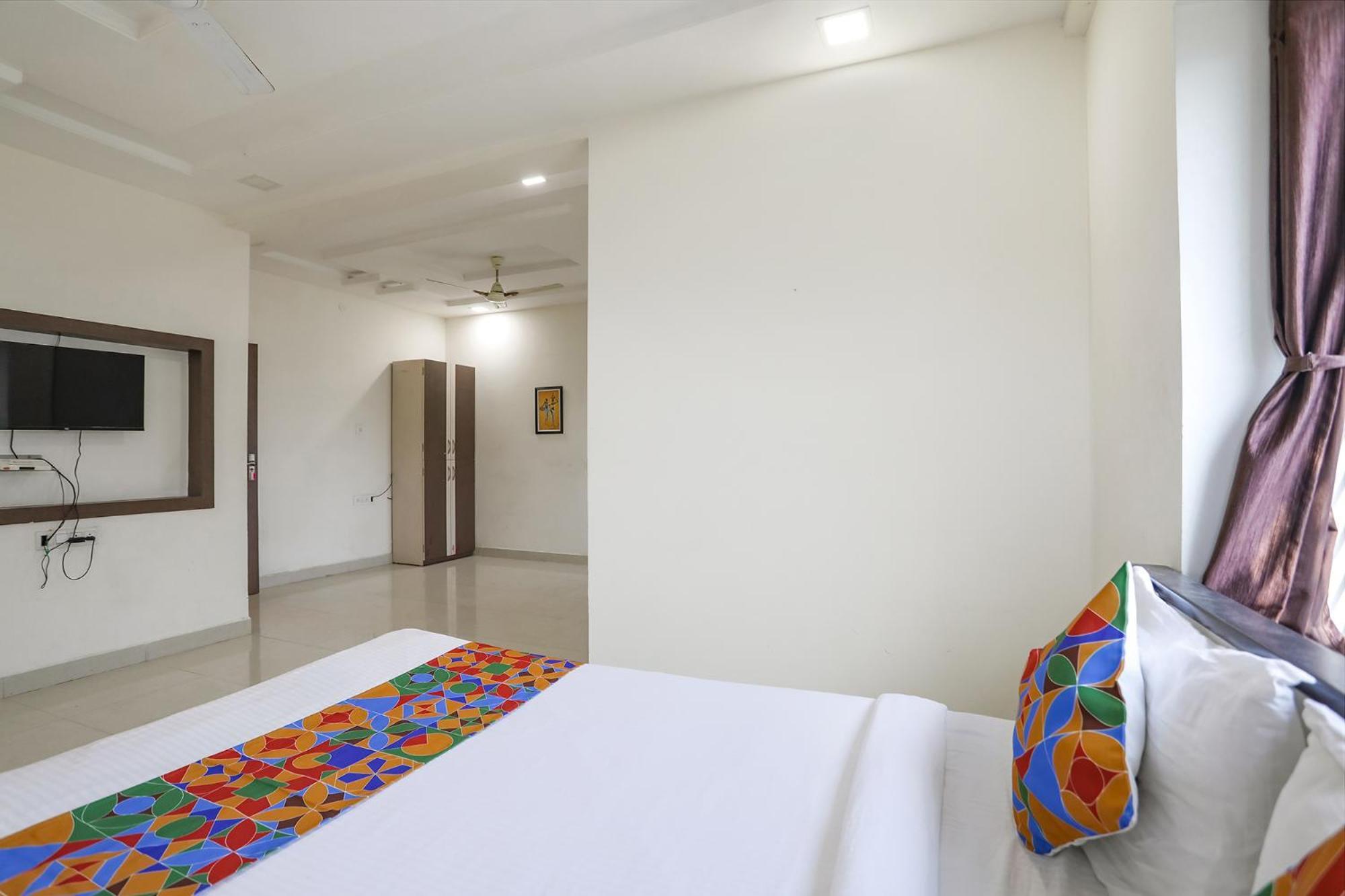 Fabhotel Hrg Destiny Hotel