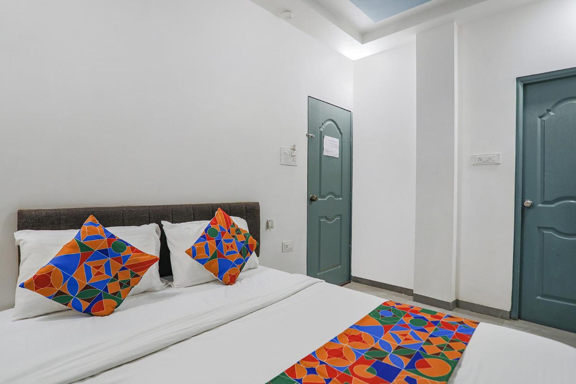 Hotel Fabexpress Pramila Prakash Nagpur