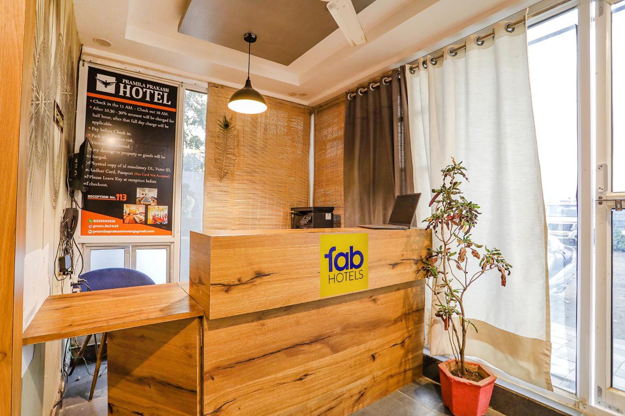Fabexpress Pramila Prakash Hotel