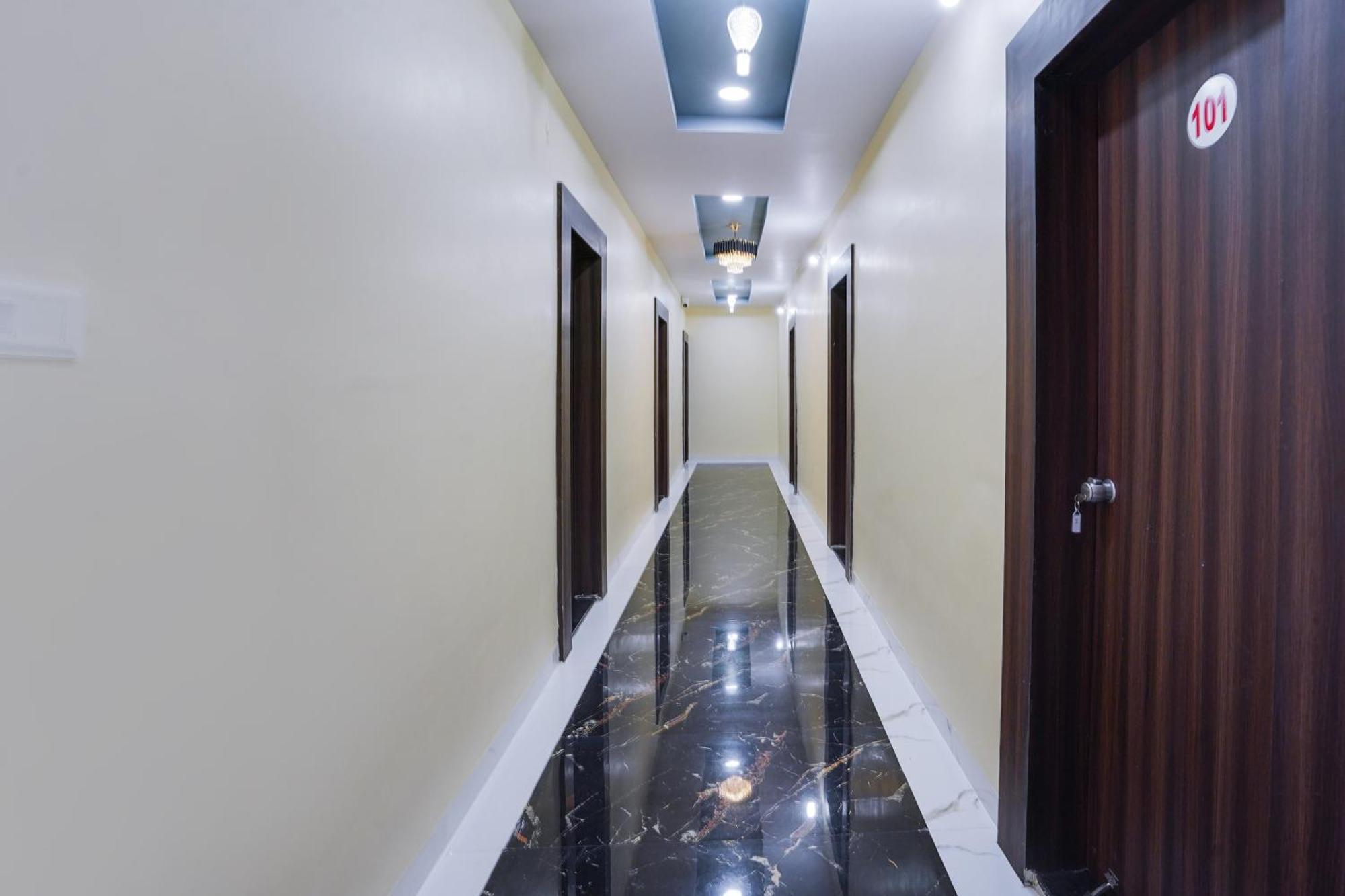 Hotel O Heritage Farm Nagpur