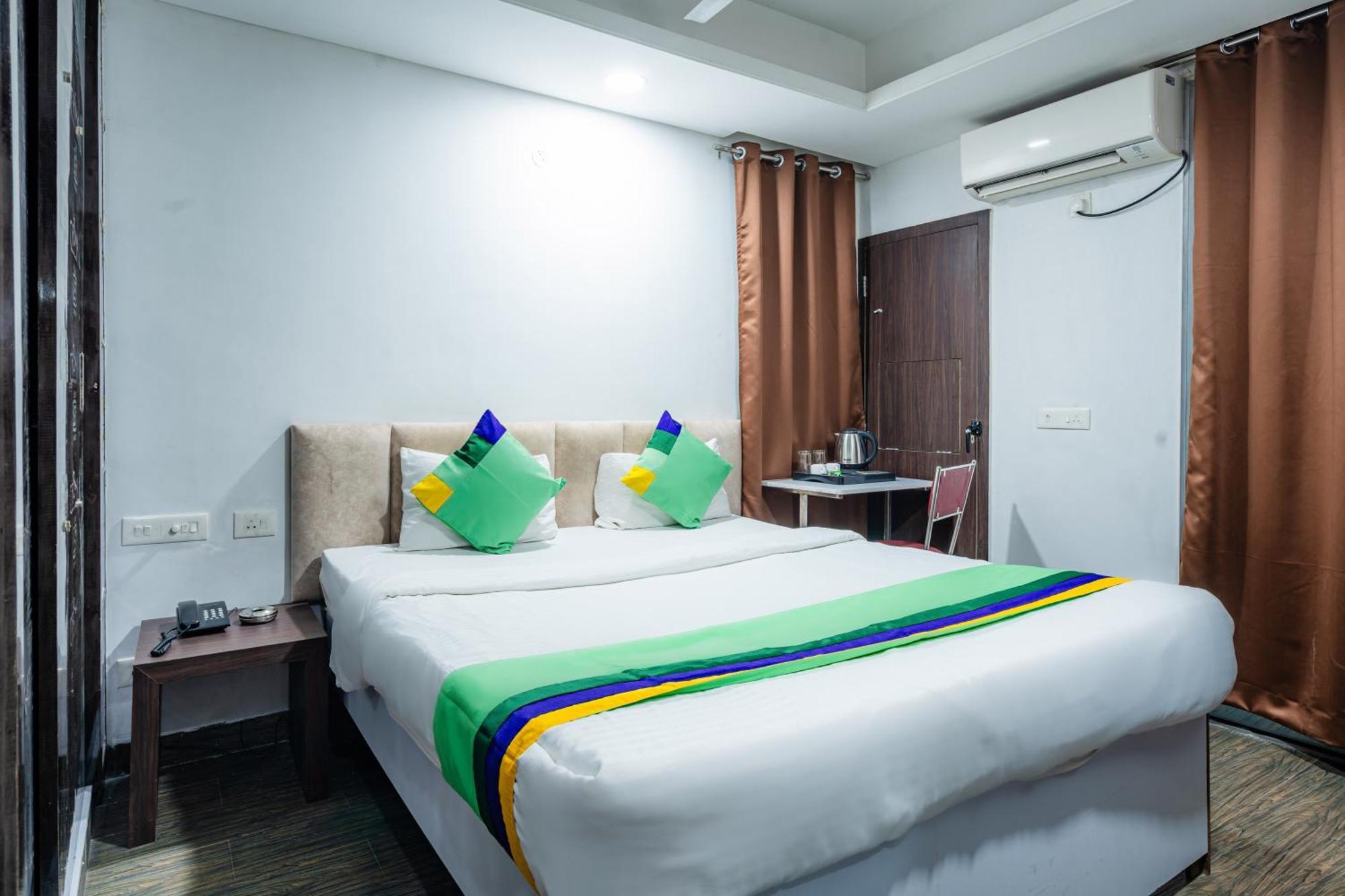 Hotel Treebo Silver