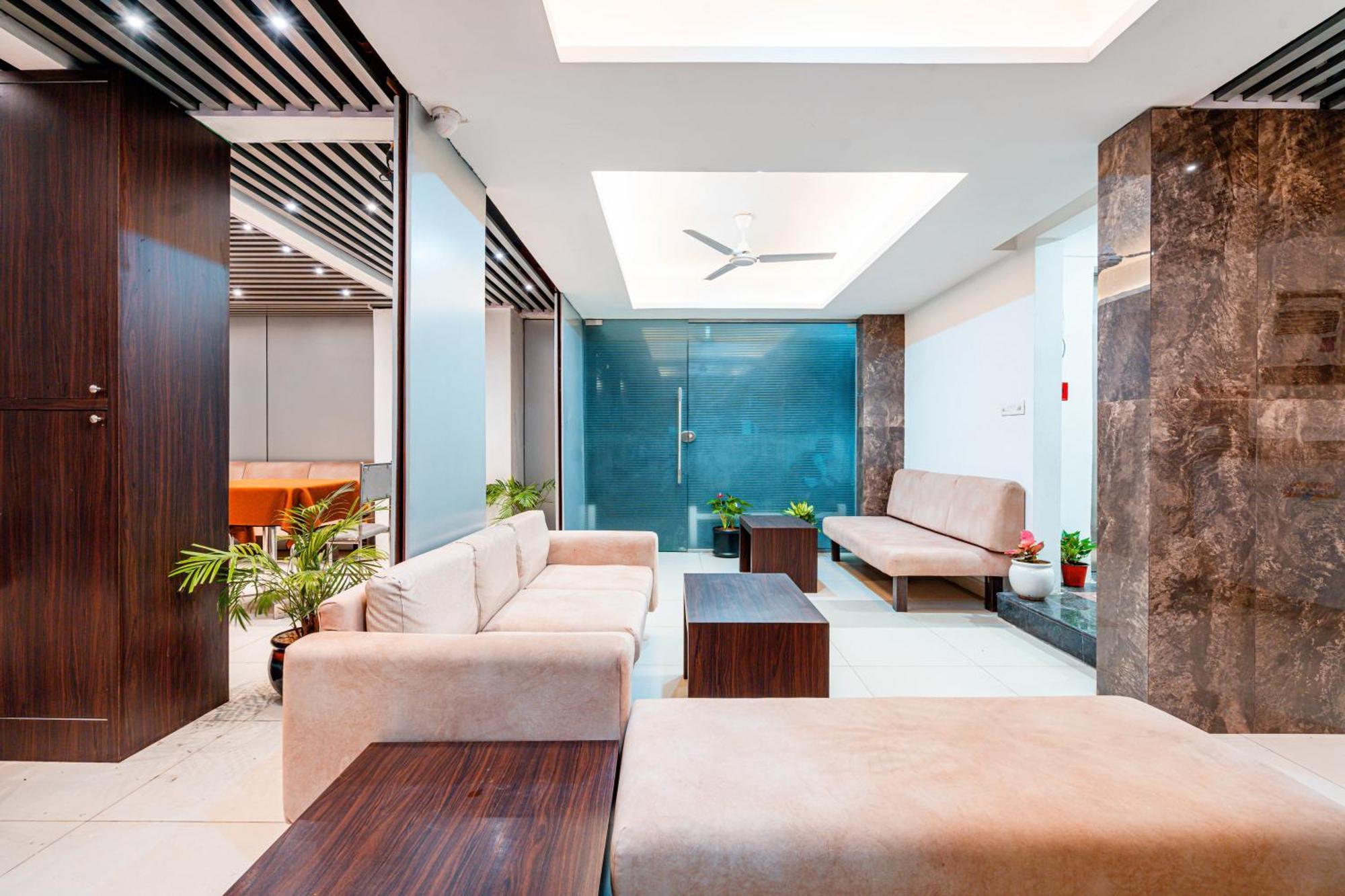 Treebo Silver Hotel 3*