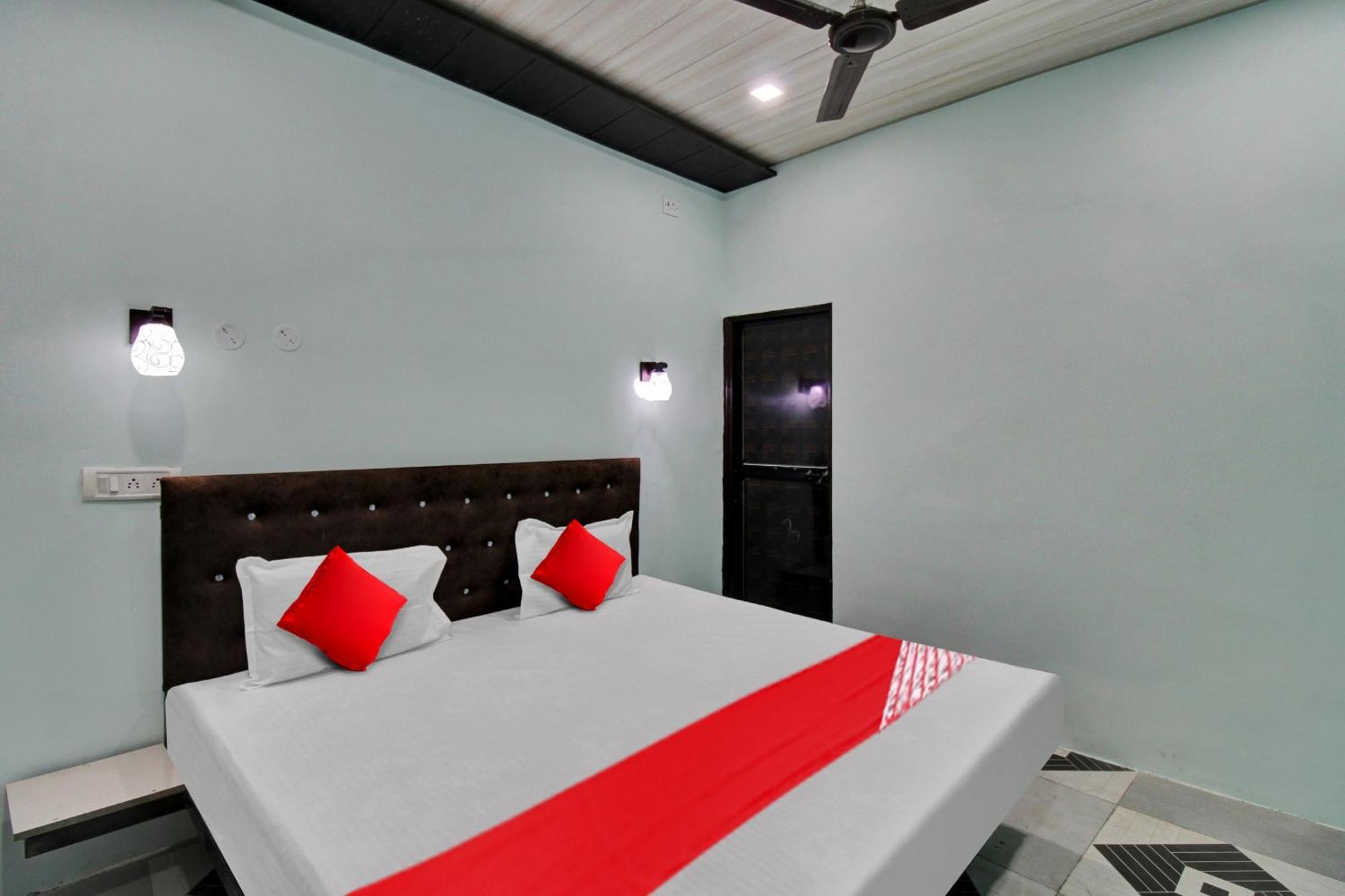 Hotel O The Village Resort