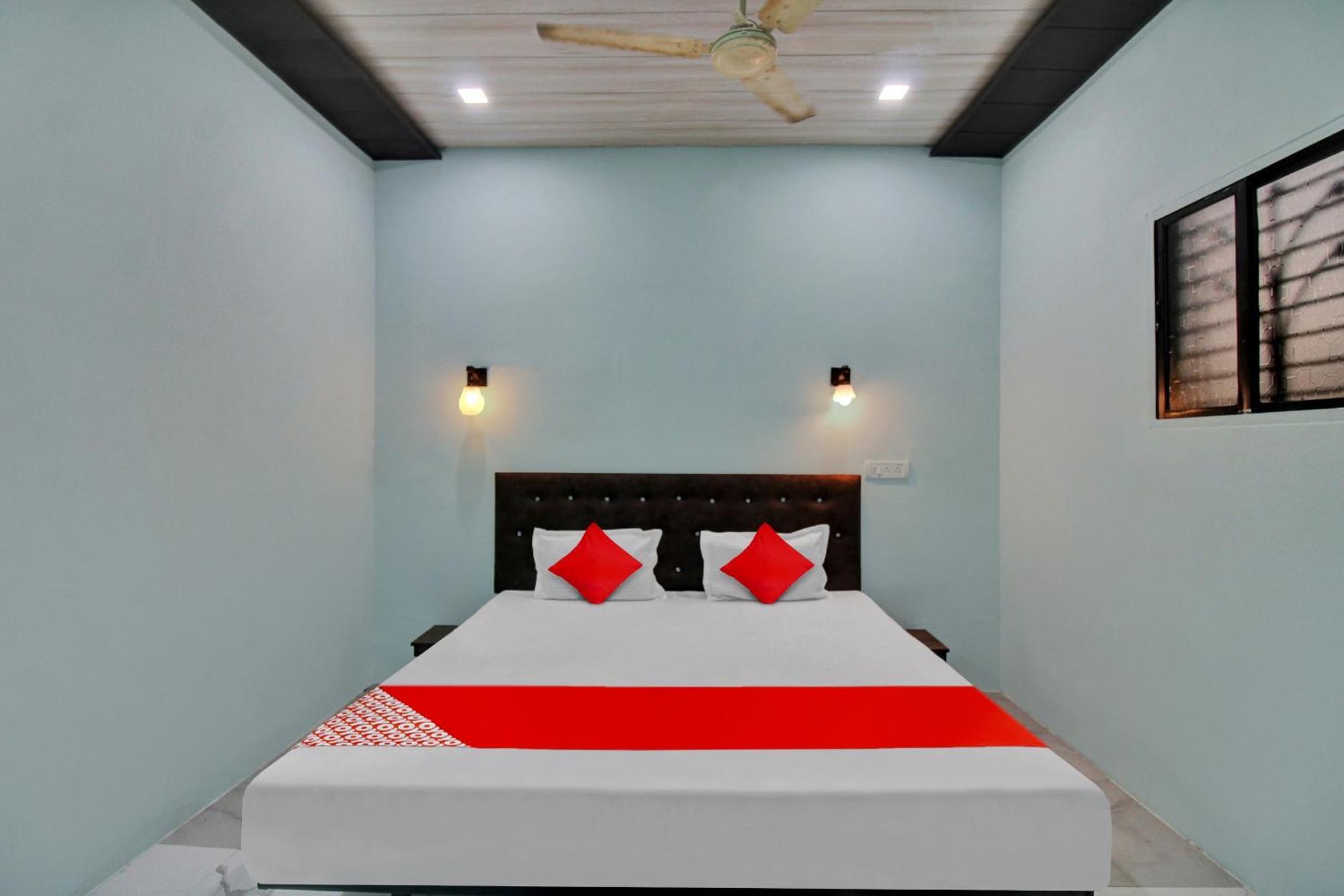 Hotel O The Village Resort 3*