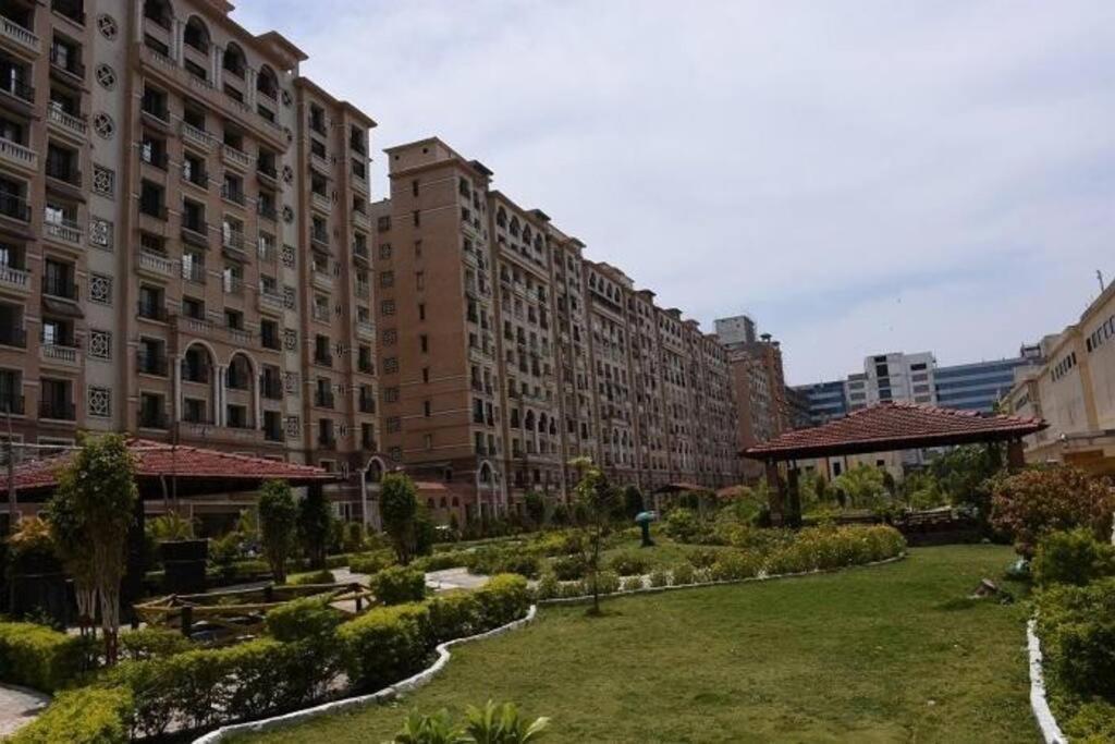 Apartment 3bhk Very Big Luxurious In Center *