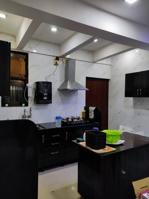 3bhk Very Big Luxurious In Center * Nagpur