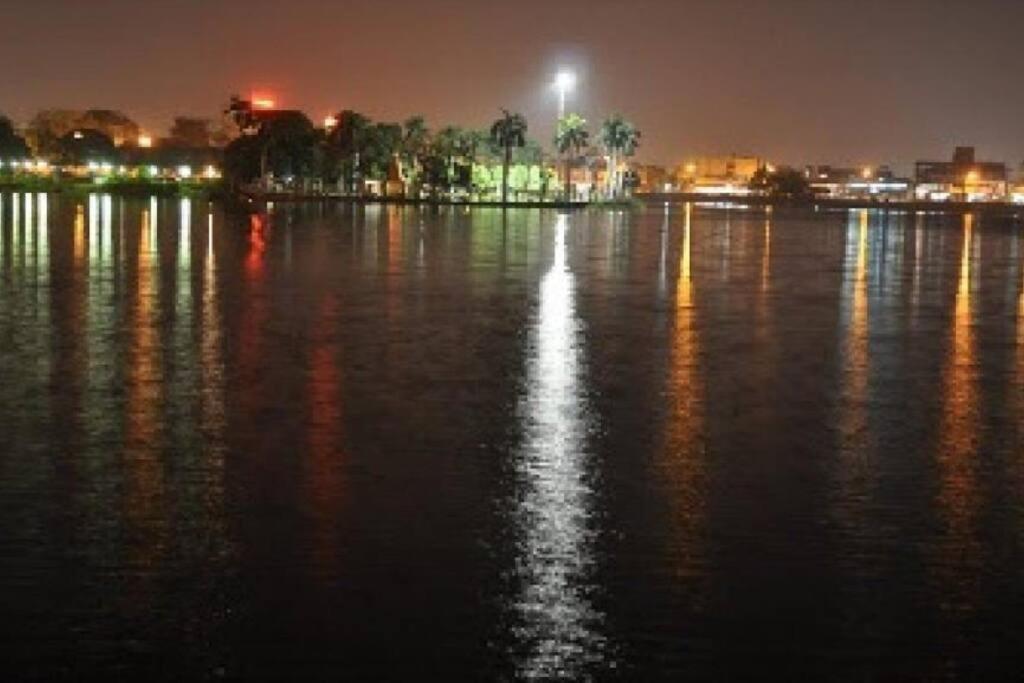 Apartment 3bhk Very Big Luxurious In Center *