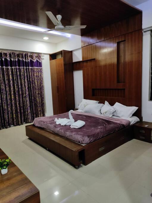 3bhk Very Big Luxurious In Center *