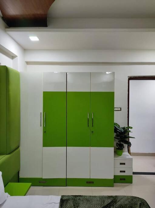 Apartment 3bhk Very Big Luxurious In Center