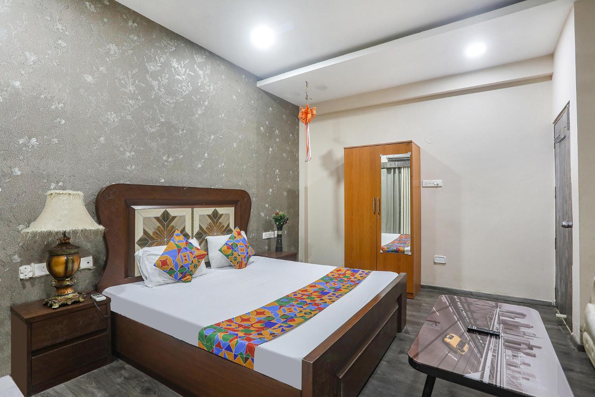 Hotel Fabhotel Classic 3*