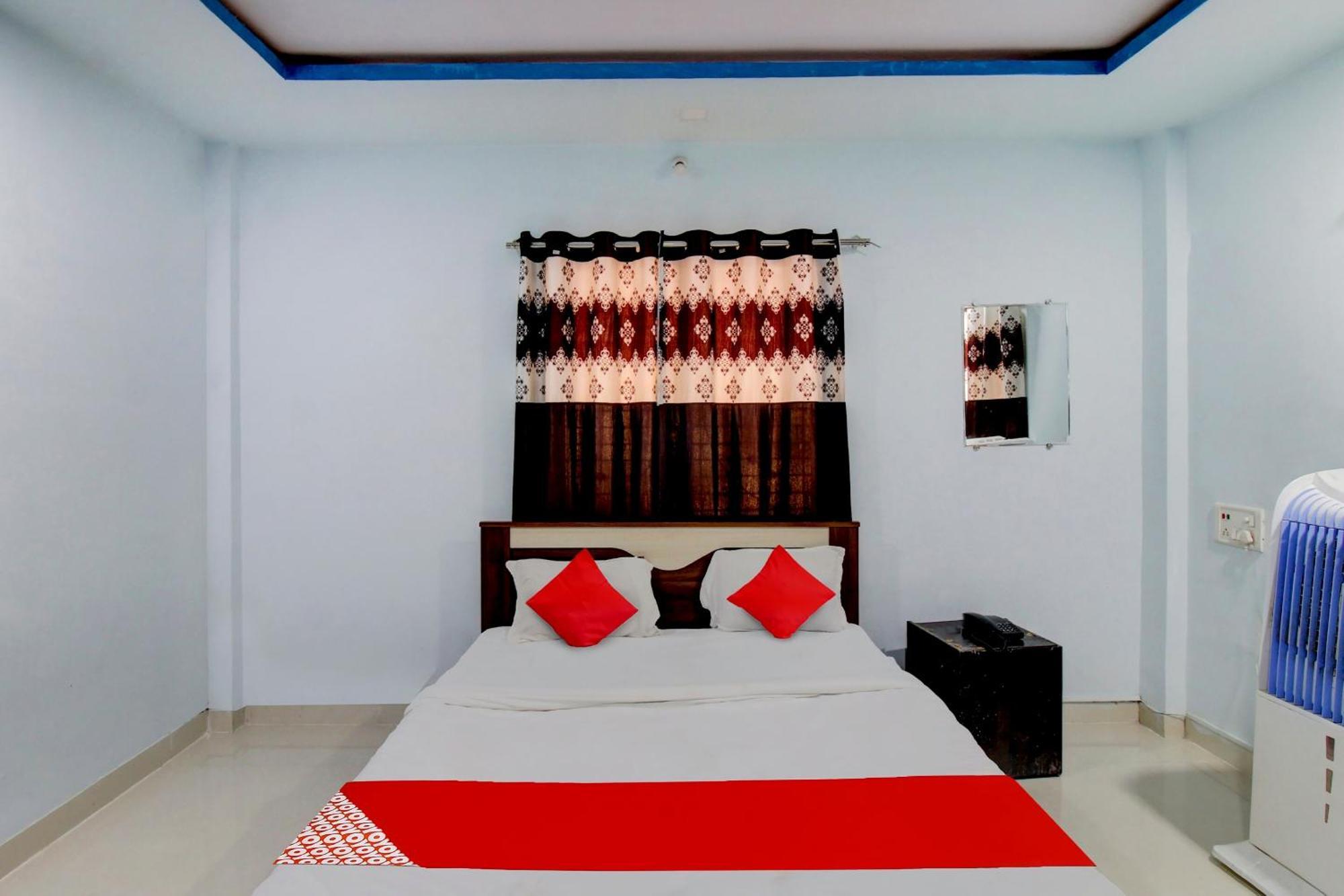 Hotel O Suyog 4*