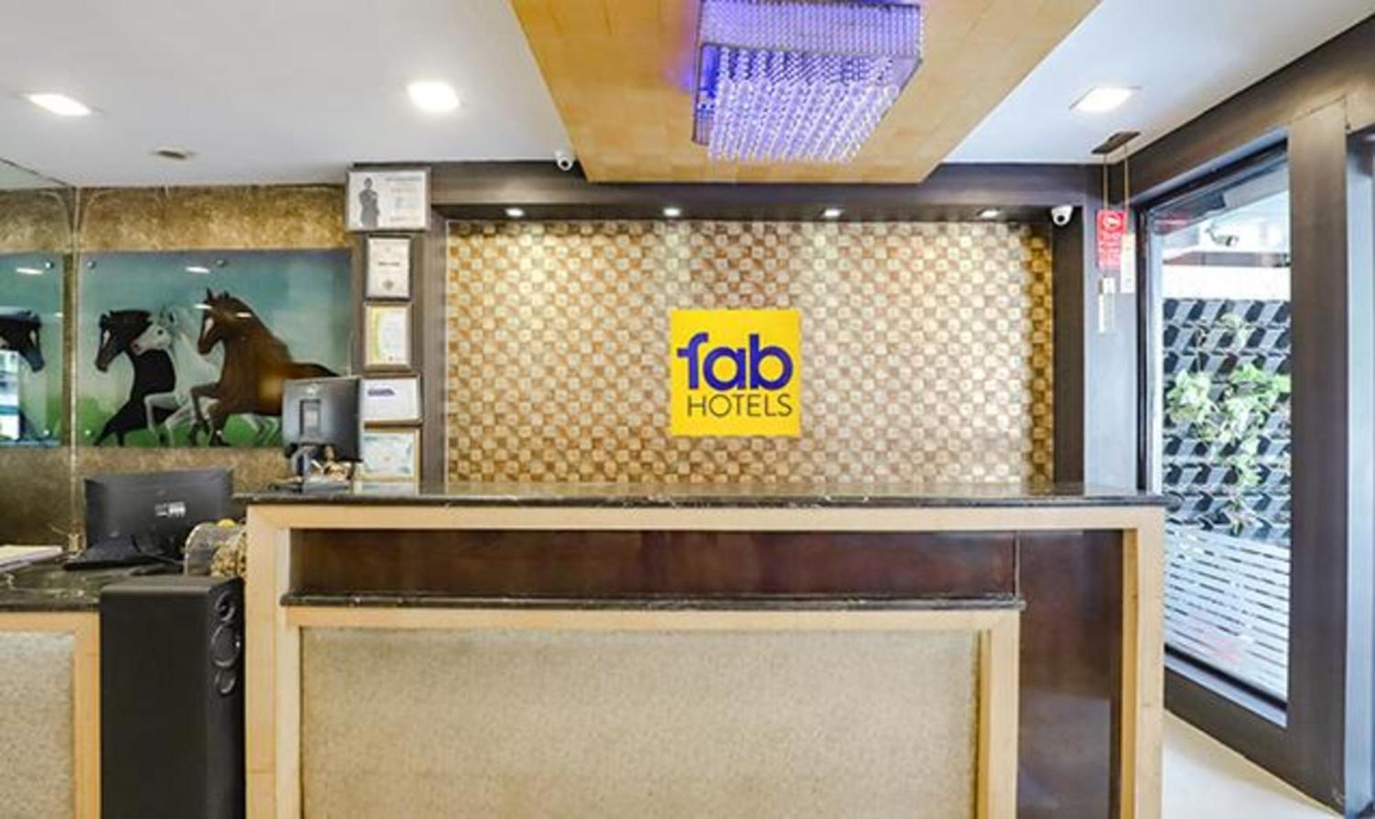 Fabhotel Parashar Hotel 3*