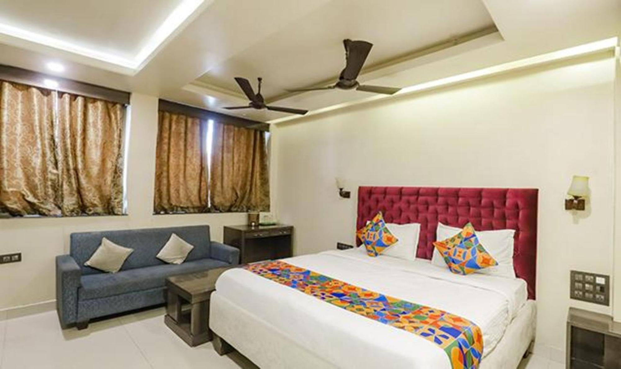 Hotel Fabhotel Parashar