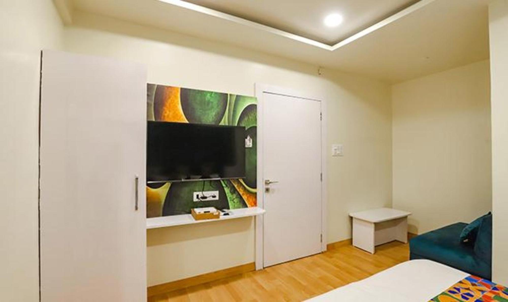 Fabhotel Parashar Hotel 3*