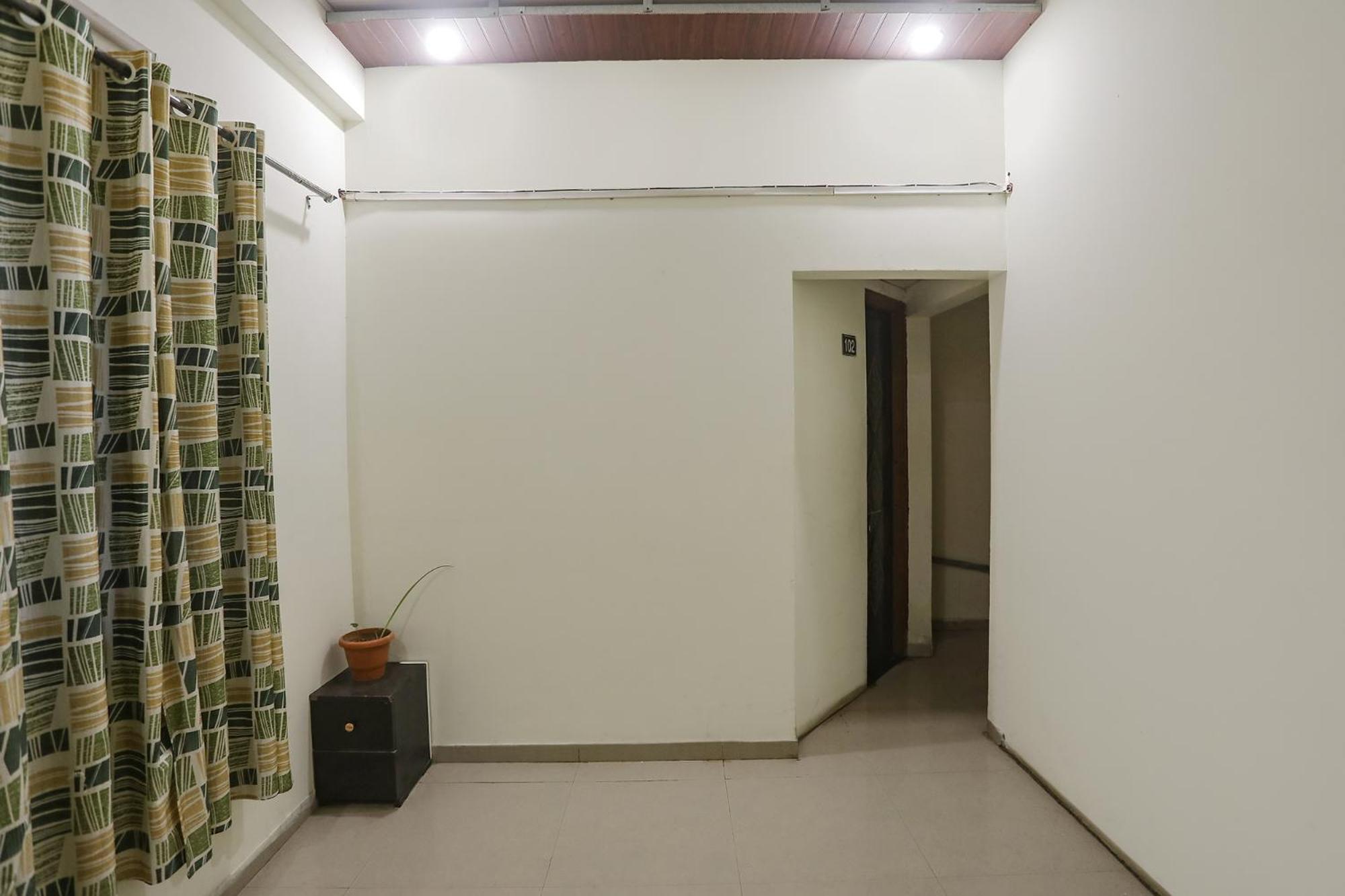 Hotel Fabhotel Happy 3*
