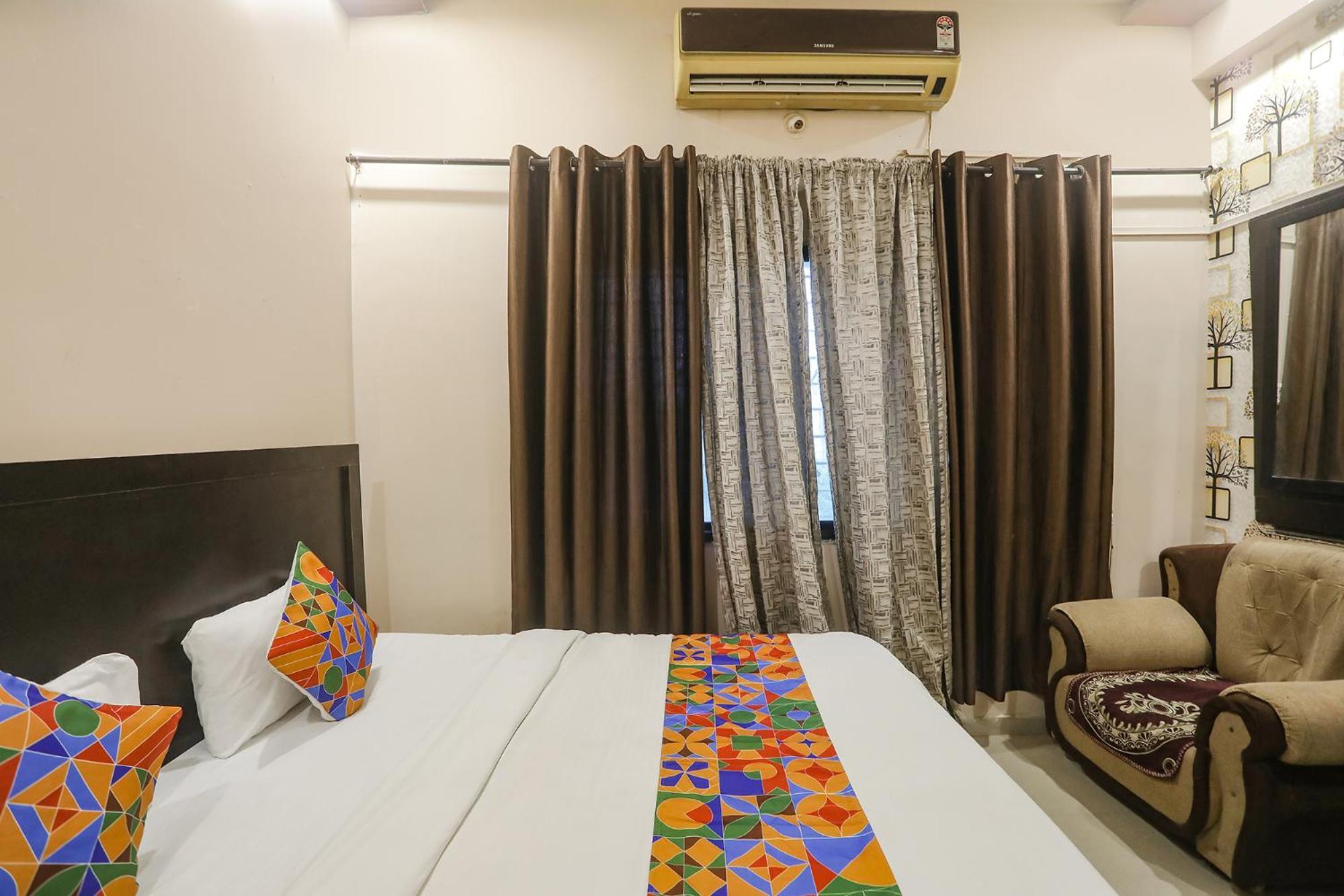 Fabhotel Happy Hotel 3*