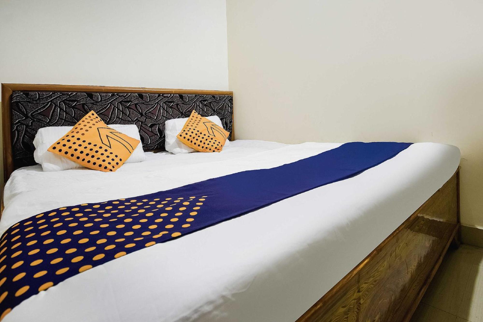 Hotel Oyo Pathak Nagpur