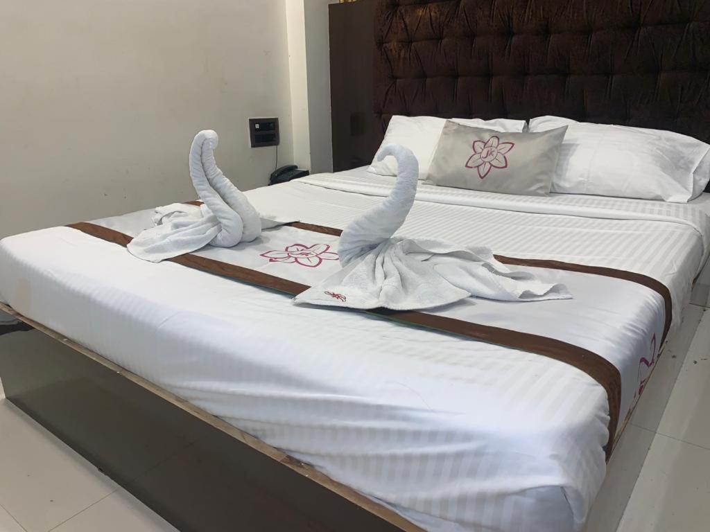 The Jk - Opp Railway Station, Civil Lines, Sadar, 2* Nagpur
