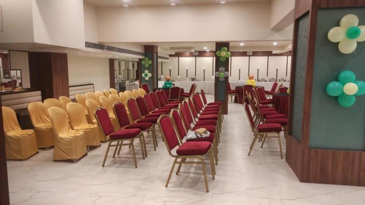 Royal Cliff & 2* Nagpur