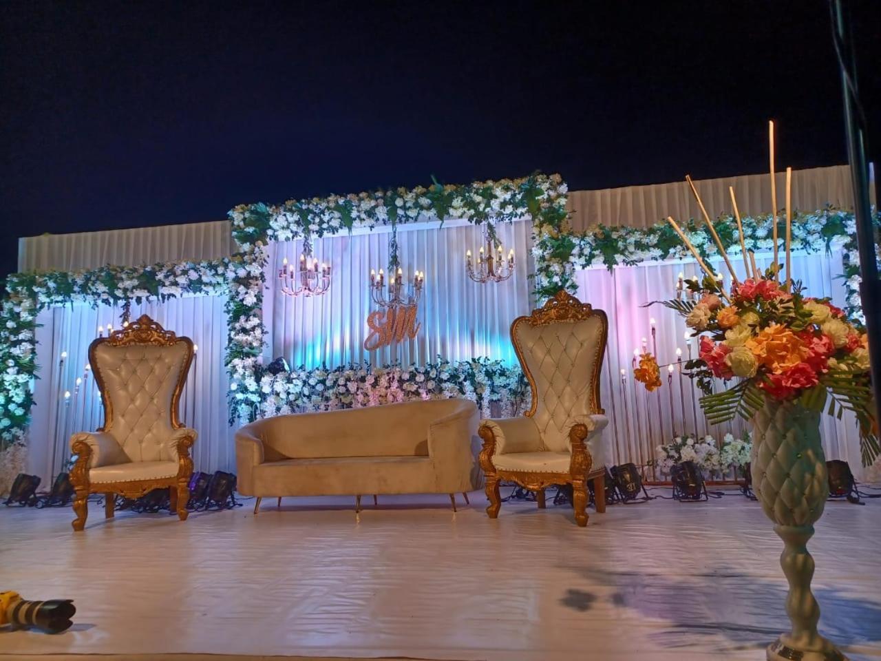 Hotel Royal Cliff & Nagpur