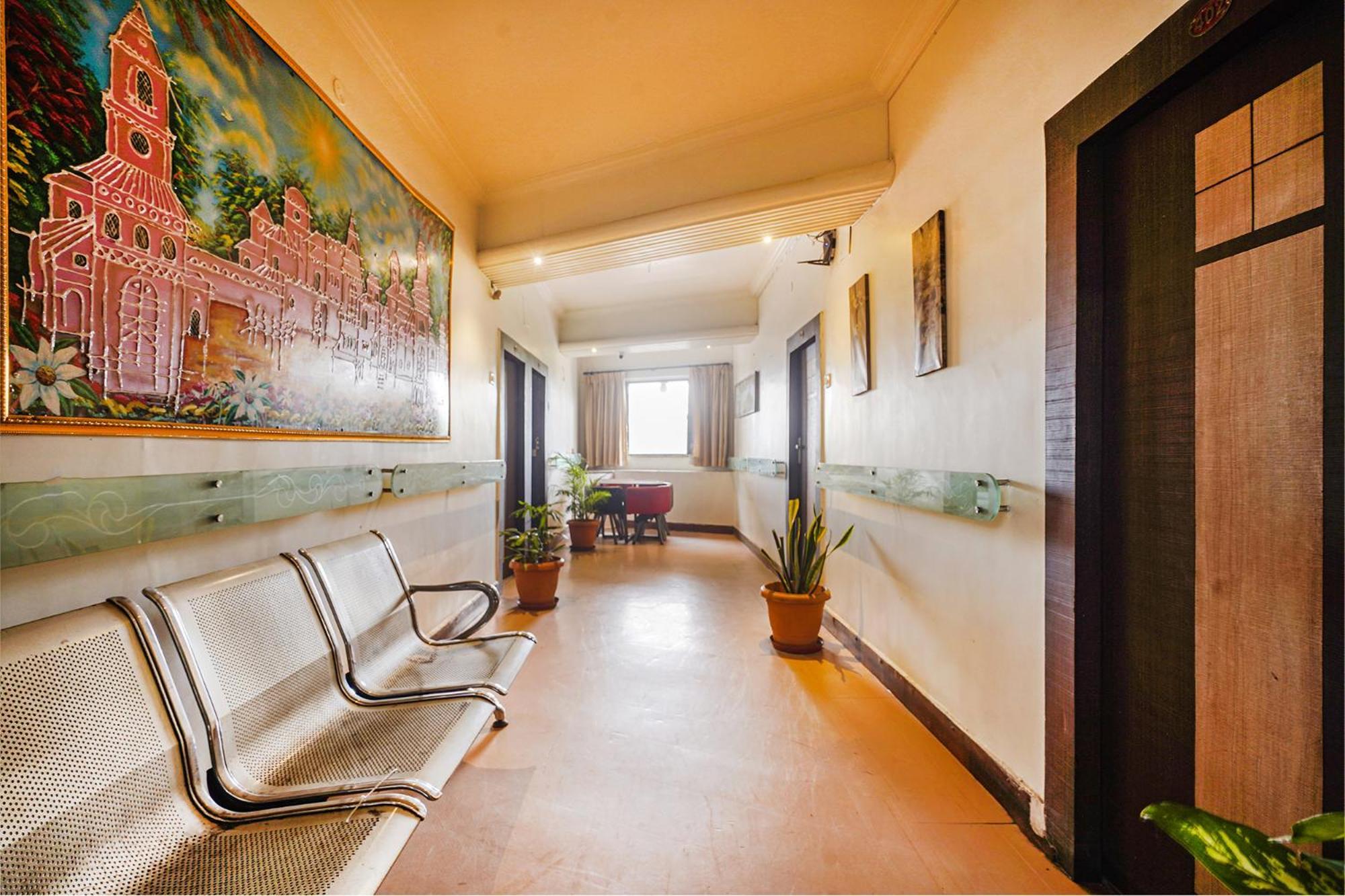 Fabhotel Shravan - Nr Eternity Mall 3*