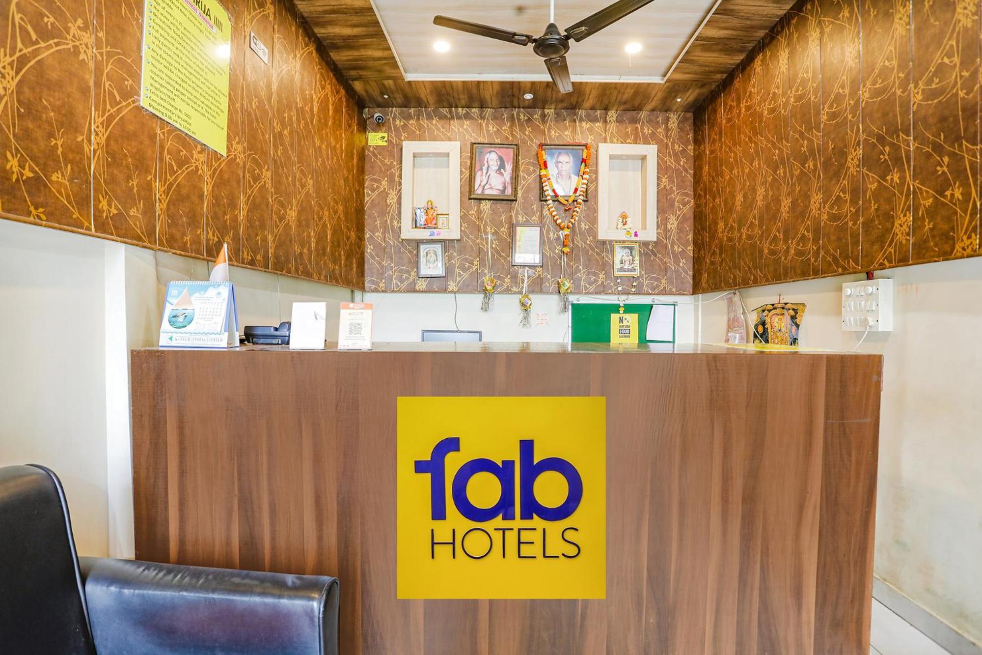 Fabexpress Girija Hotel Nagpur