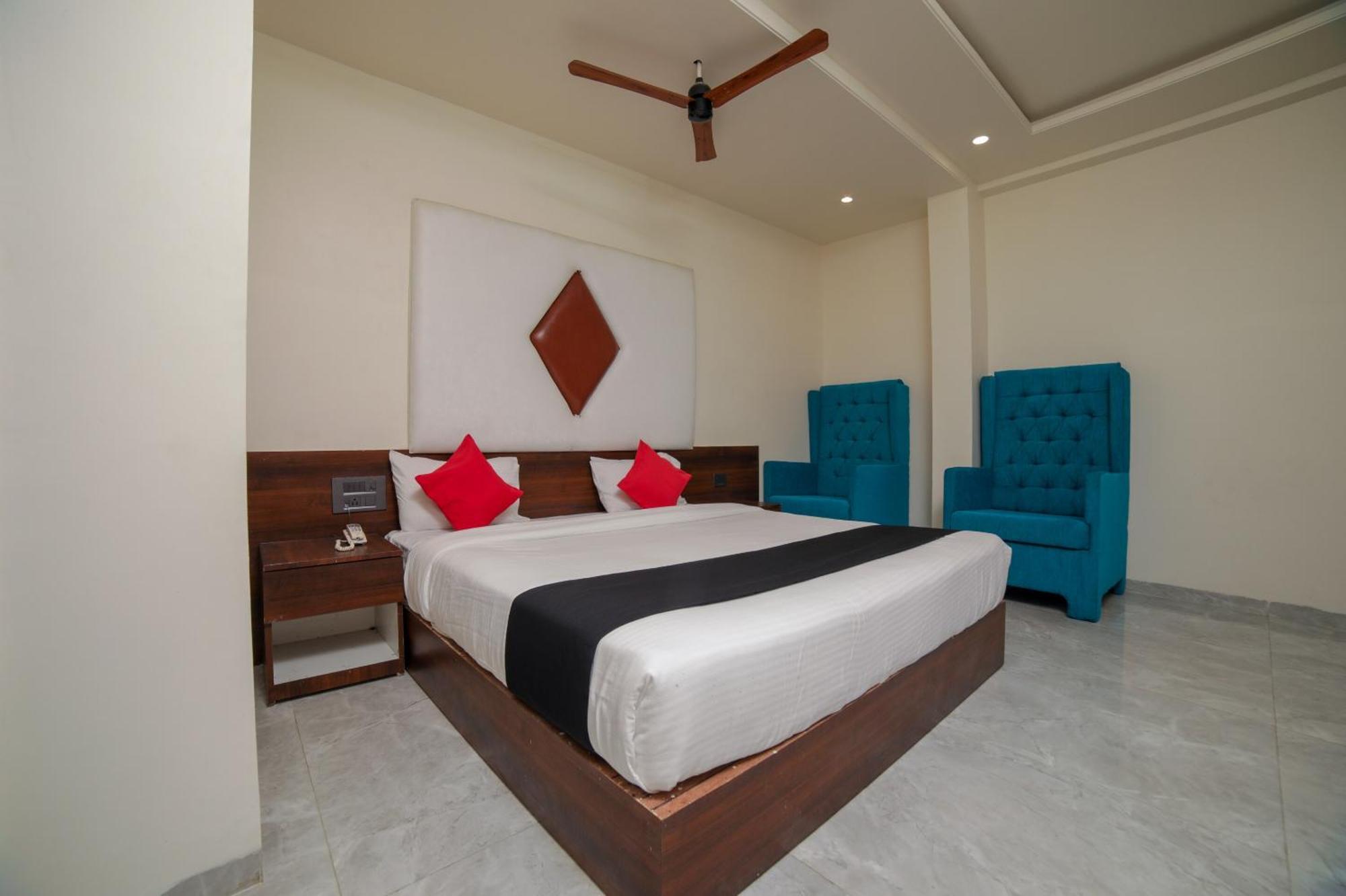 Collection O Ashoka Imperial Hotel