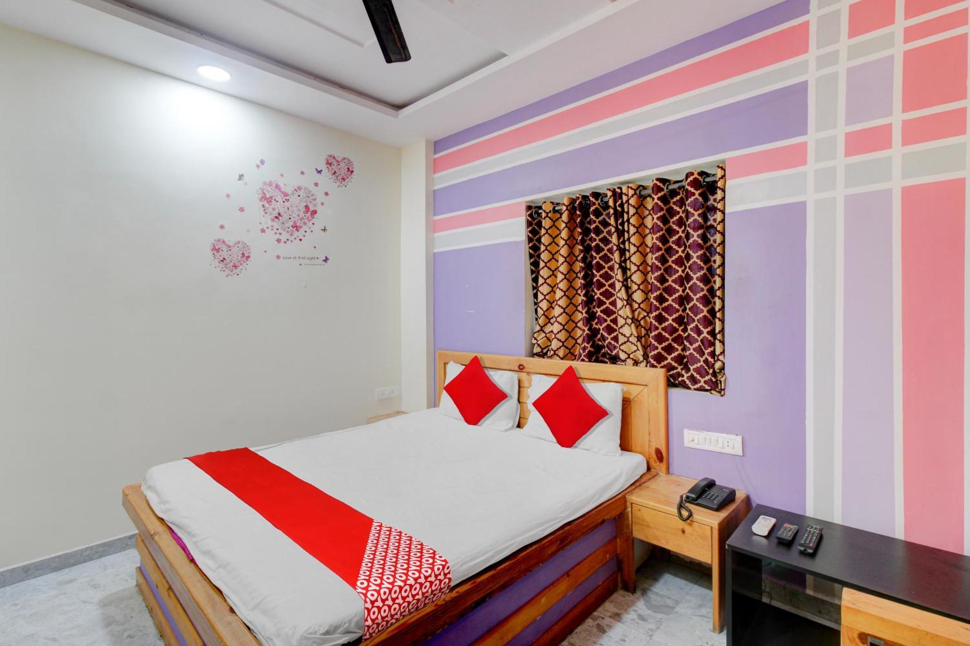 Hotel O Prime