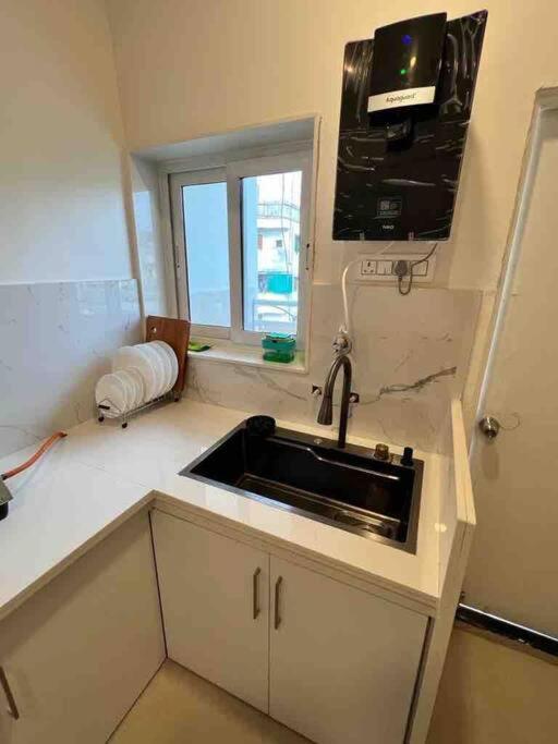Airport 2 Bhk Near Airport Apartment *