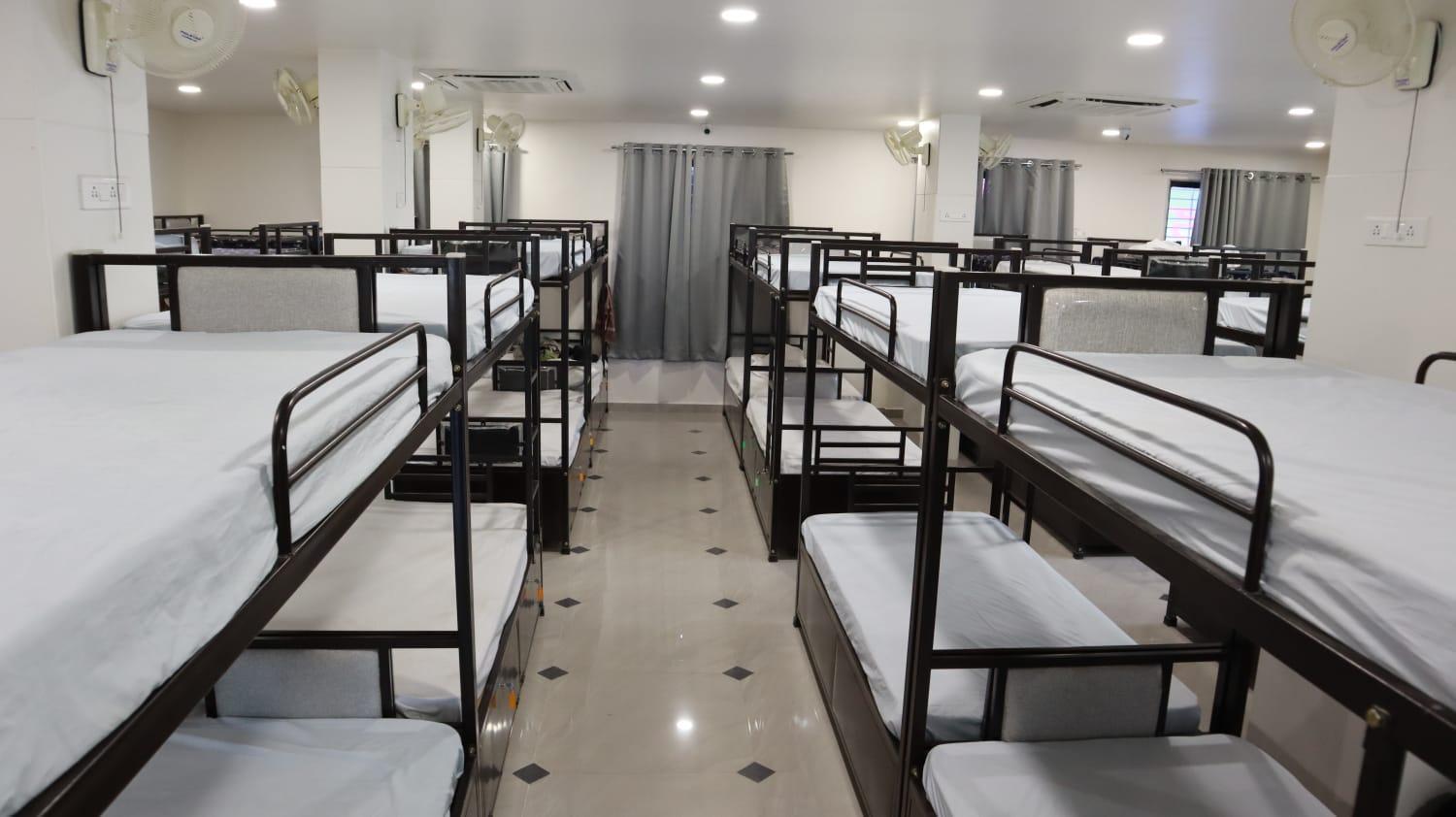 Basera Ac & * Nagpur