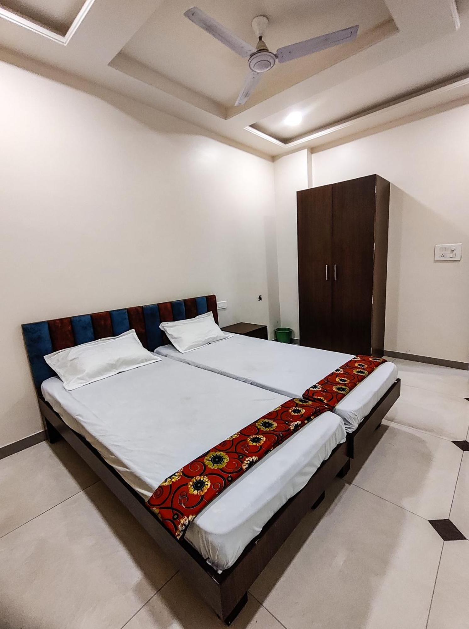 Basera Ac & Hotel Nagpur