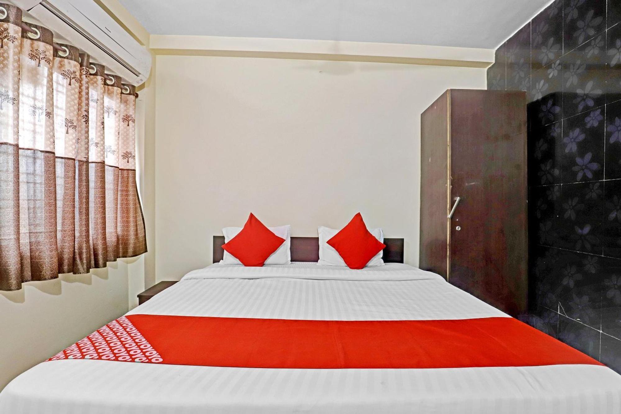 Hotel O Chintamani Service Nagpur