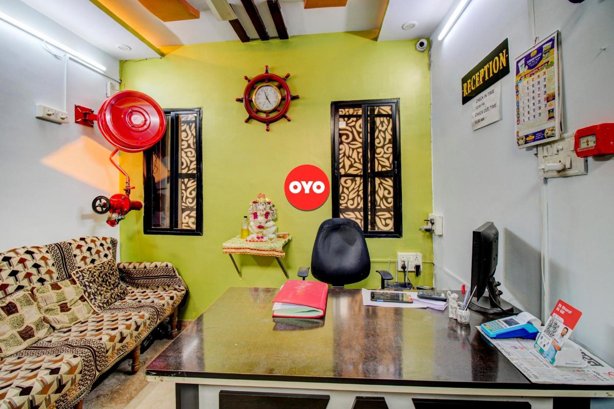 Hotel O Suyog 4*