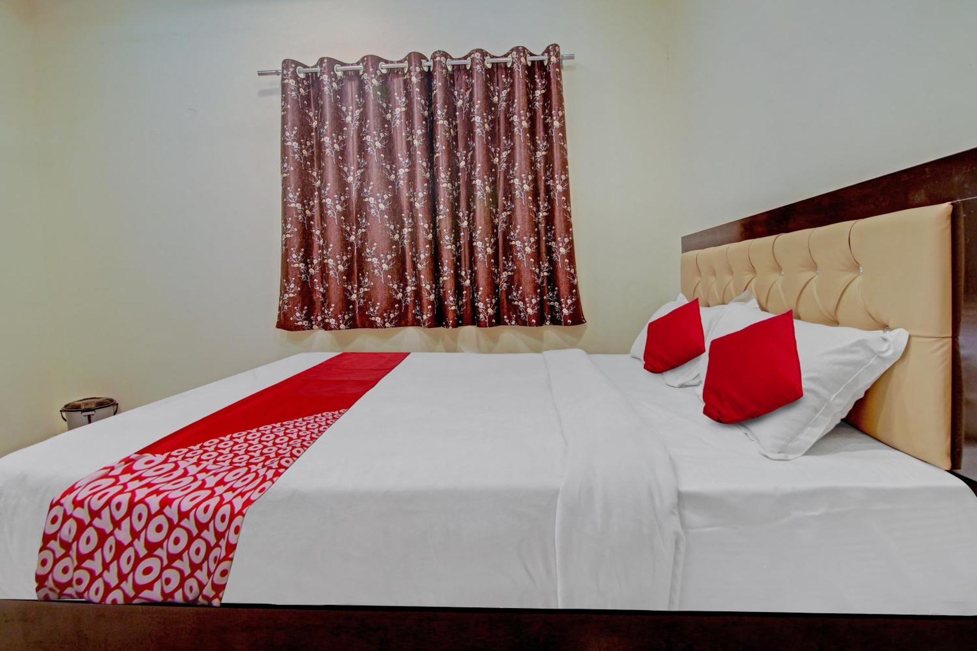 Oyo Flagship Yes 24 Hotel