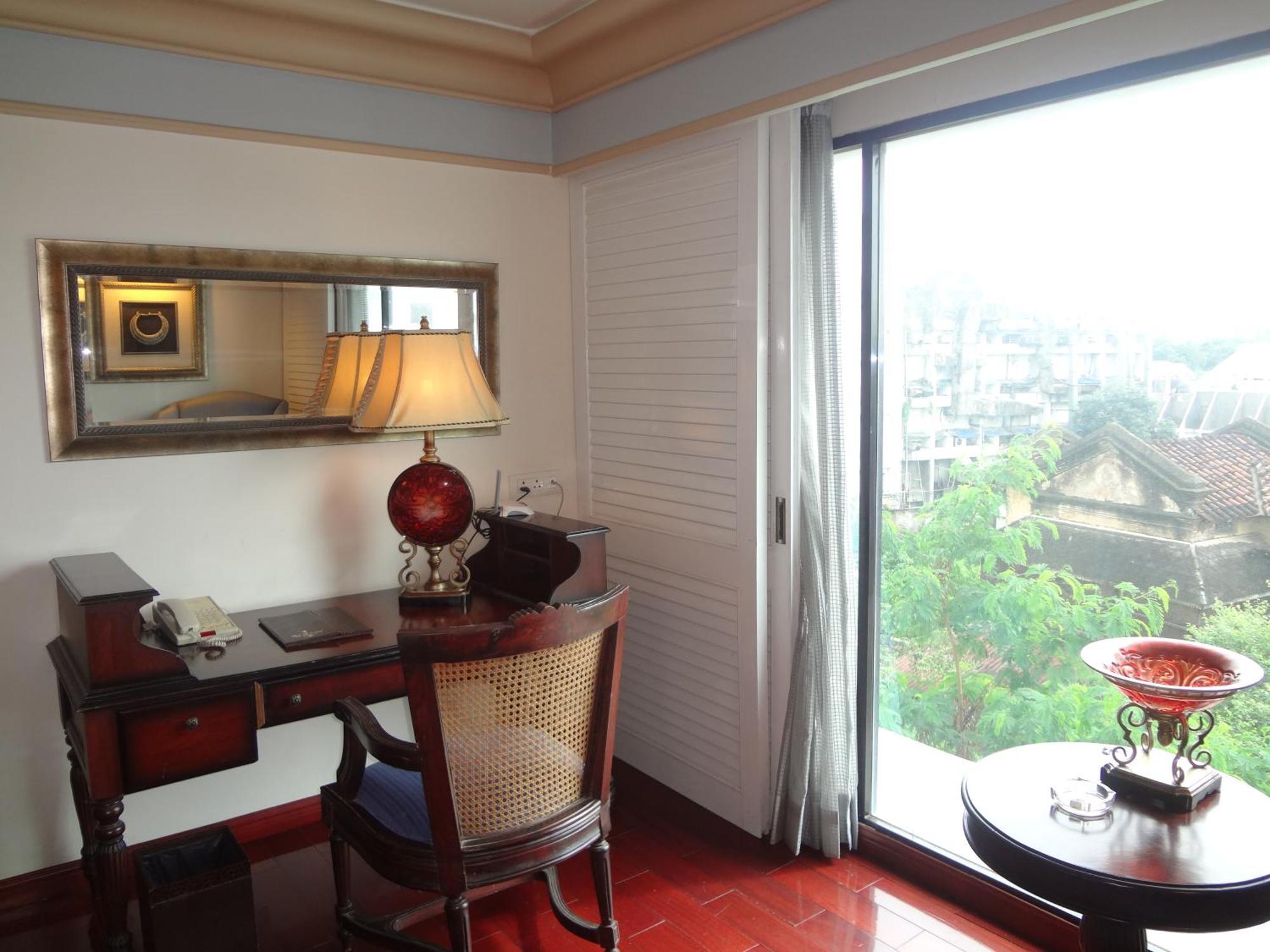 Hotel Tuli Imperial