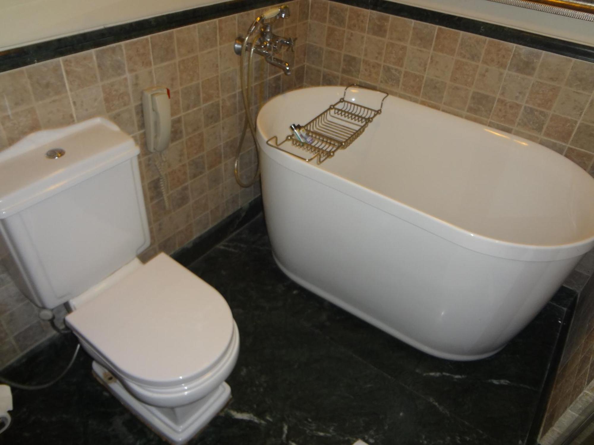 Hotel Tuli Imperial 3*