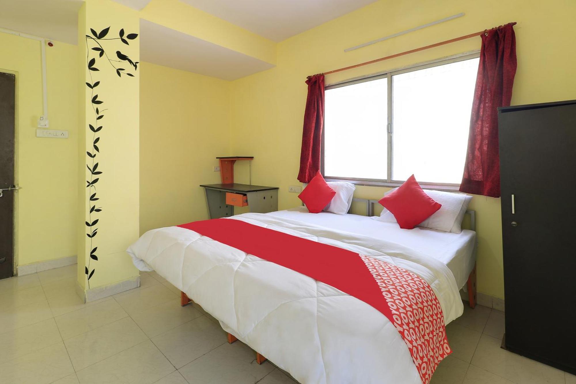 Oyo Renuka Complex Hotel Nagpur