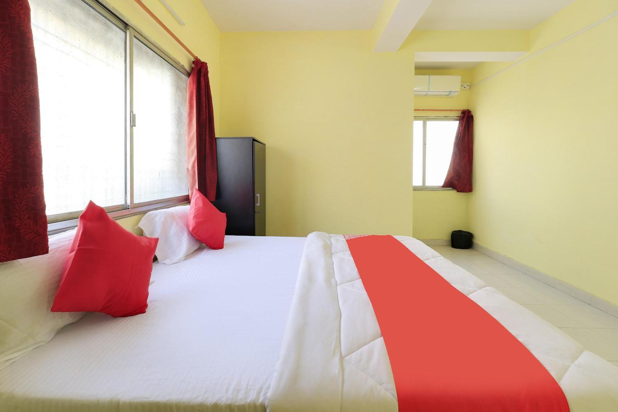 Oyo Renuka Complex Nagpur