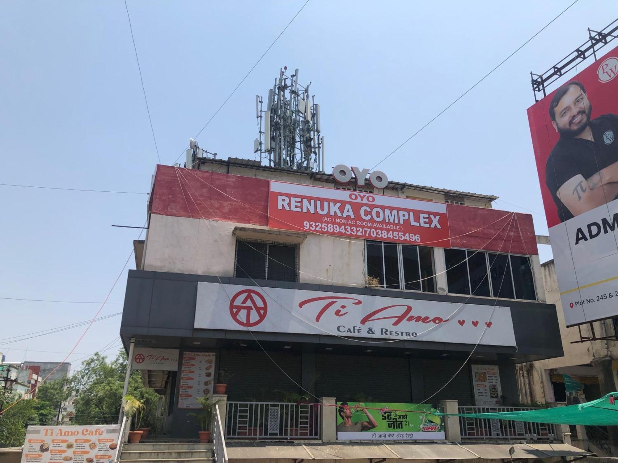 Hotel Oyo Renuka Complex