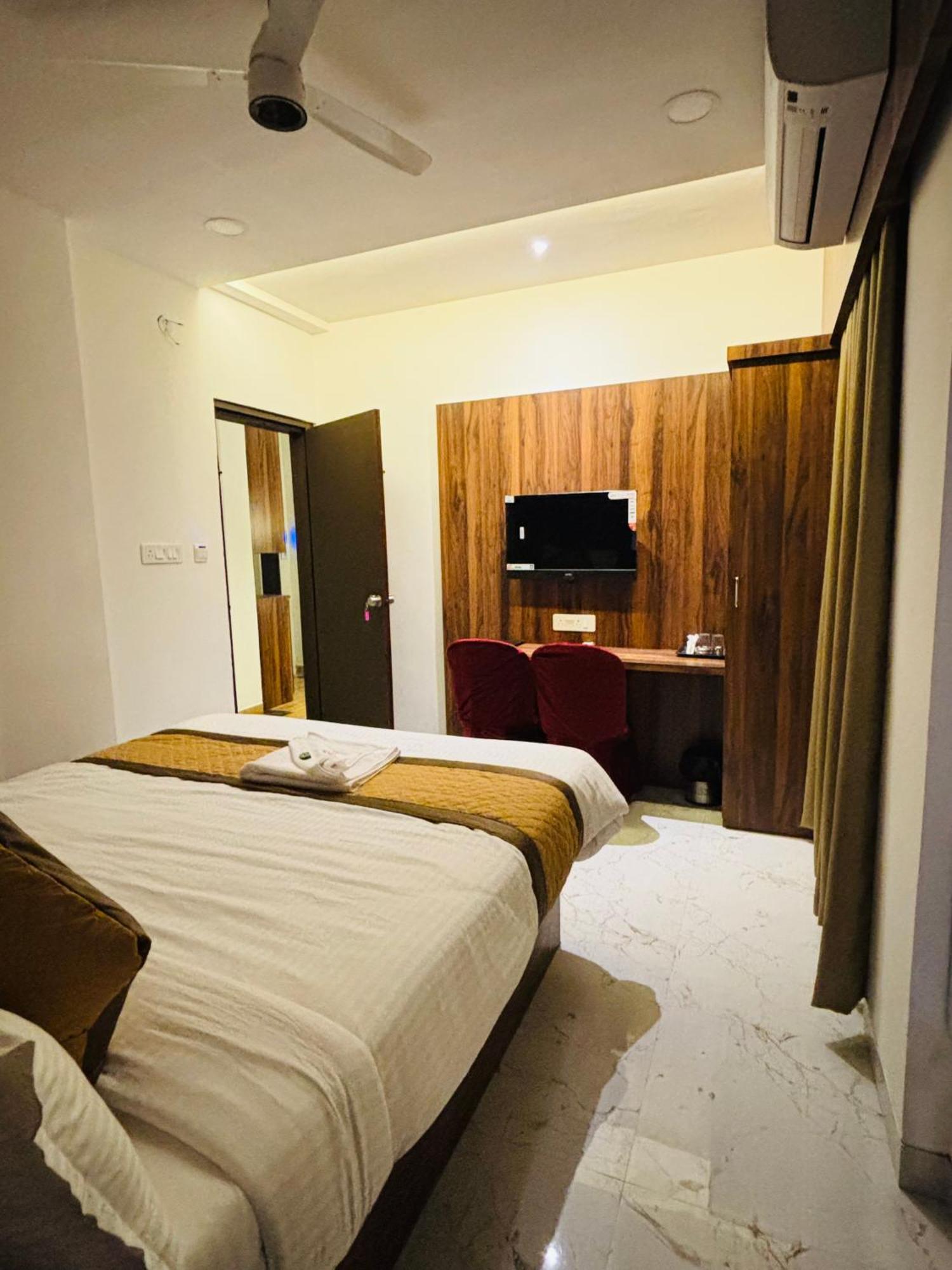 Airport Relax Hotel 2*